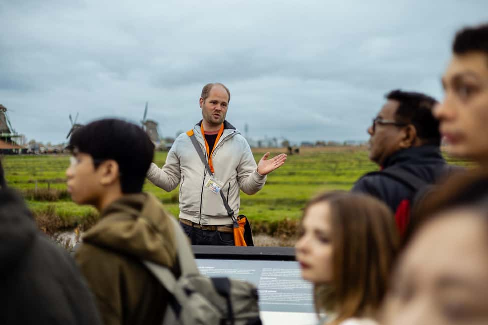 Amsterdam: Zaanse Schans windmills & Volendam Guided Tour - Who should book this Amsterdam windmills and Volendam tour?
