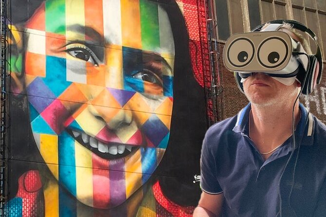 Anne Frank's Last Walk & See Anne Frank House in Virtual Reality - Canal time on Prinsengracht: bridges, bicycles, and the long view