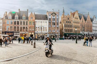 From Amsterdam: Day Trip to the Charming Brussels and Bruges - From Aloha Bowling to a comfortable coach day