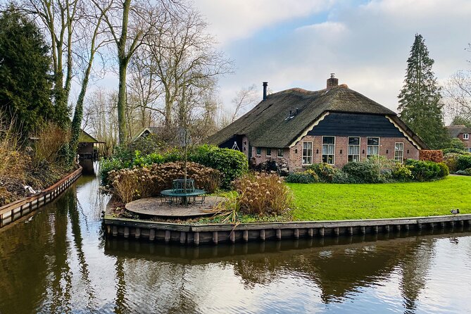 Giethoorn, Afsluitdijk, Zaanse Schans Day Tour Incl Hotel Pick Up - Value check: is $156 worth it for what’s included?