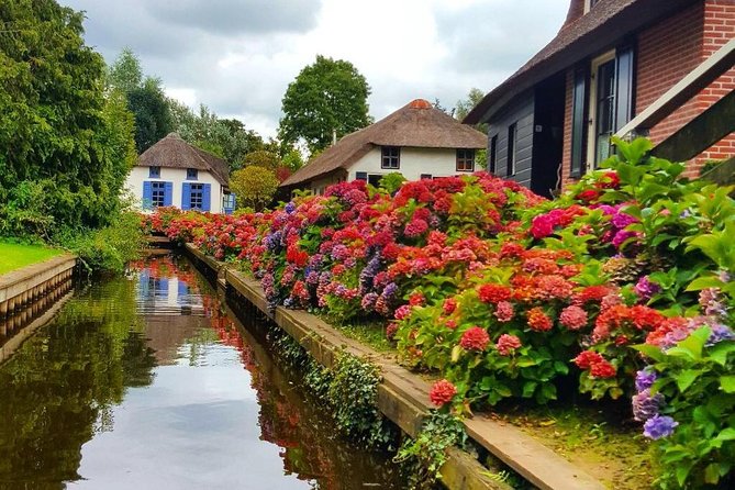 Giethoorn Guided DayTrip from Amsterdam - Weather, clothing, and keeping the day comfortable