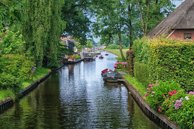 Giethoorn Small-Group Tour from Amsterdam (Max. 8 People) - Key things to know before you go