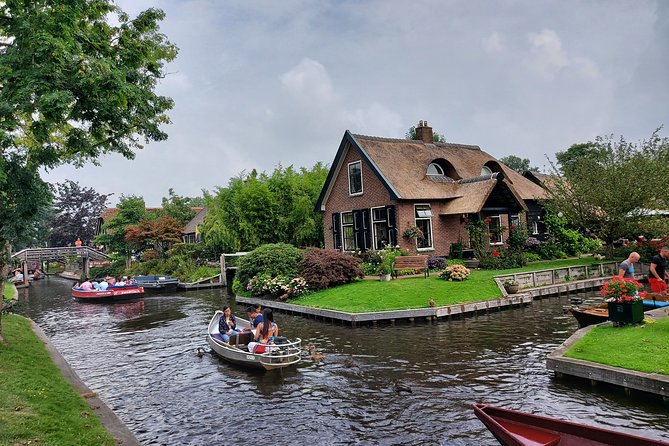 Giethoorn Small-Group Tour from Amsterdam (Max. 8 People) - Who this trip is perfect for (and who should think twice)