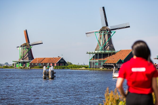 Guided Day Trip - Volendam, Zaanse Schans, Marken & Edam - Edam’s 30-minute window: what you can do with the short free time