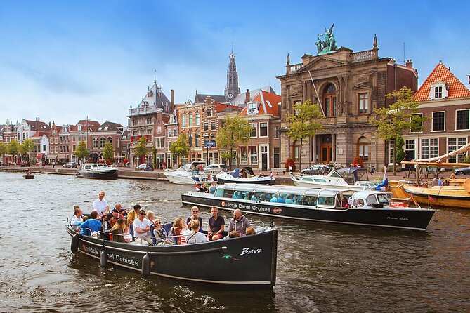 Haarlem: 50 minutes Boat Cruise - First stop: Spaarne 11A and the easy “start line”