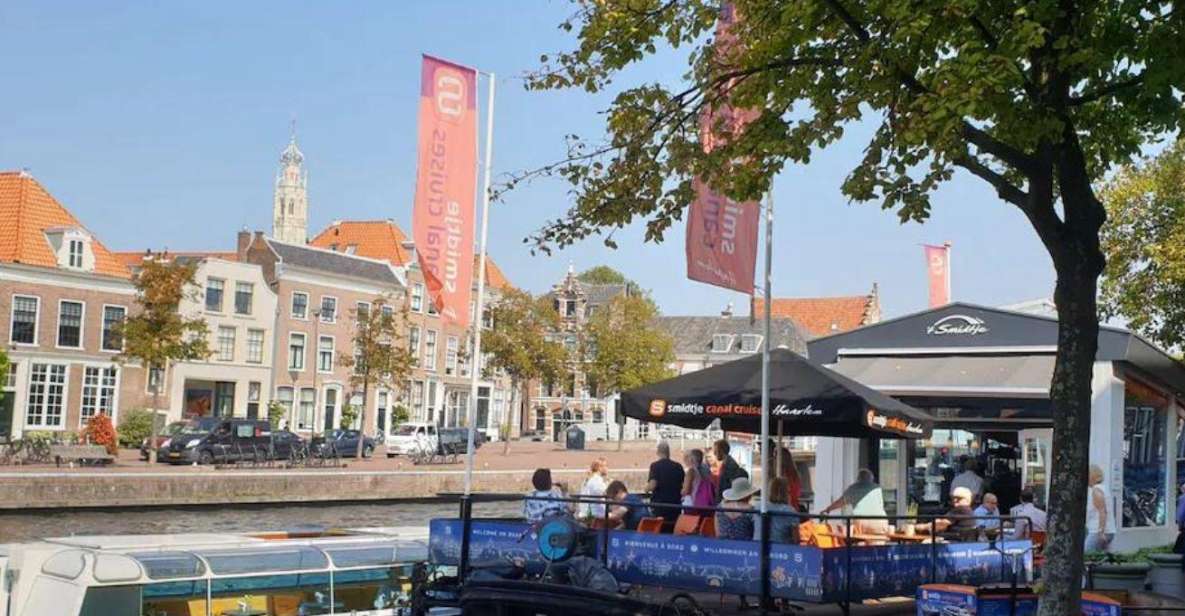Haarlem: Sightseeing Canal Cruise through the City Center - The 50-minute timing that keeps kids and adults happy