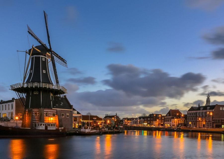 Haarlem: Sightseeing Canal Cruise through the City Center - Windmill De Adriaan and Nieuwe Gracht: classic Haarlem angles
