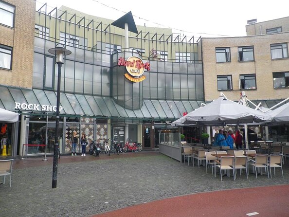 Hard Rock Cafe Amsterdam with Set Lunch or Dinner - Acoustic vs Electric set menus: what you’re choosing