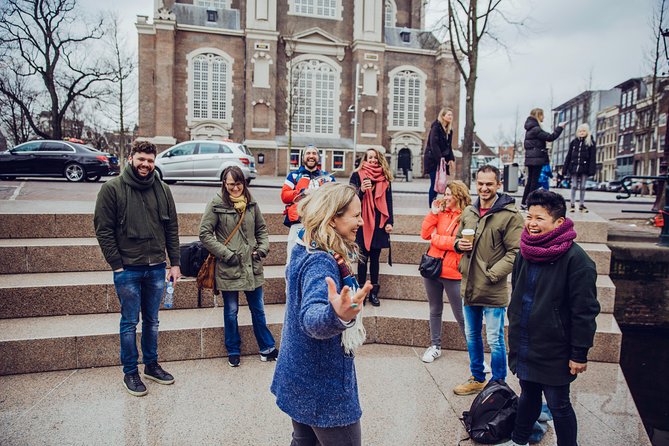 Humans of Amsterdam: Cultural Walking Tour incl. meeting 2 locals - Cafe Papeneiland: brown-bar coziness plus apple pie