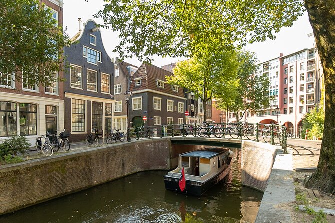 Small Group Boutique All-Inclusive Tour (max 12 p) With Captain - Jordaan on the Water: Gardens, Flower Streets, and Canal Charm