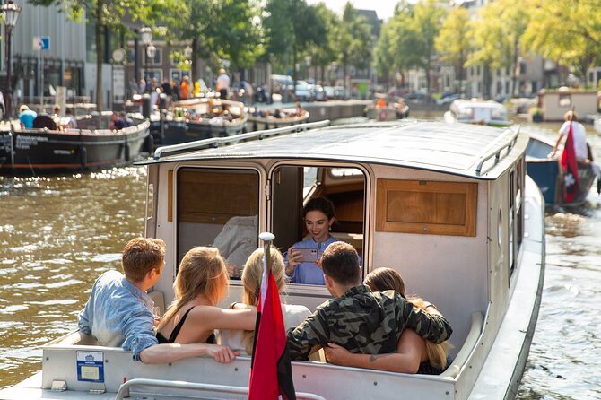 Small Group Boutique All-Inclusive Tour (max 12 p) With Captain - The Red Light District, Explained Straight: Practical Features from the Water