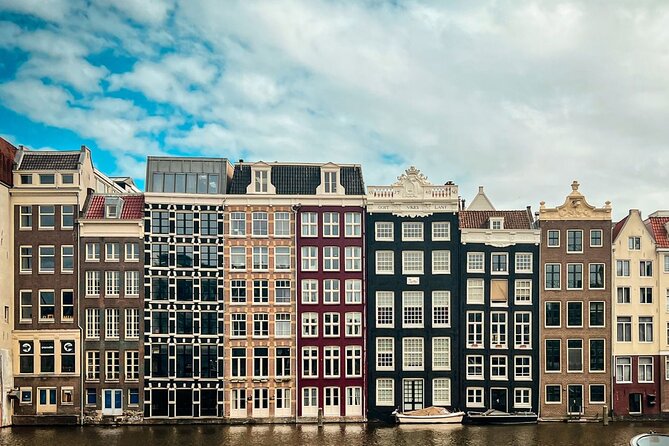 Small Group Walking Tour - Hello Amsterdam - Haarlemmersluis: The Bike Culture Moment