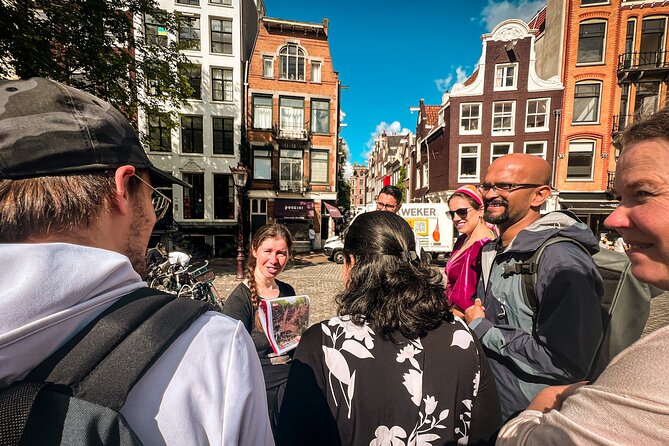 Small Group Walking Tour - Hello Amsterdam - Singel: Dancing Houses by the Water