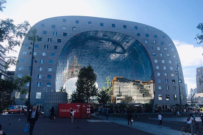 The Hague, Delft and Rotterdam Small-Group Tour (Max. 8 People) - Erasmus Bridge and Euromast: Rotterdam’s modern identity in two stops