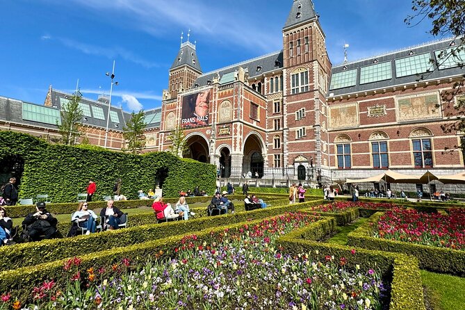 Van Gogh Museum Skip the Queue with Audio Guide - Audio guide listening: the secret to making the museum click