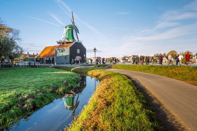 Windmill Tour from Amsterdam, Including Volendam & Marken - Pace, crowds, and where the day can feel rushed