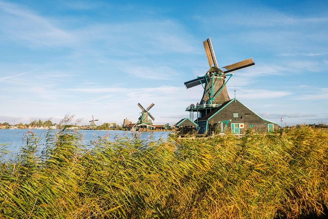 Windmill Tour from Amsterdam, Including Volendam & Marken - Meeting point and getting out of Amsterdam (without losing your afternoon)