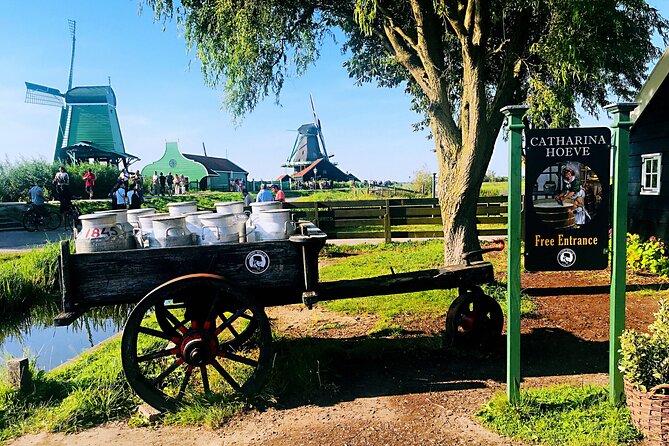 Zaanse Schans and Giethoorn Small-Group Tour with Hotel Pick-Up - Royal Amsterdam Diamond Tour: A stop that’s easy to skip… or actually enjoy