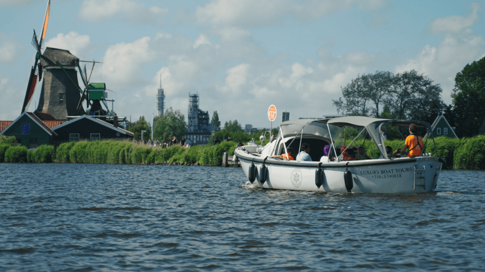 Zaanse Schans: Cruise UNESCO Windmills Village + Live Guide - Price and value: why $7 can feel suspiciously good