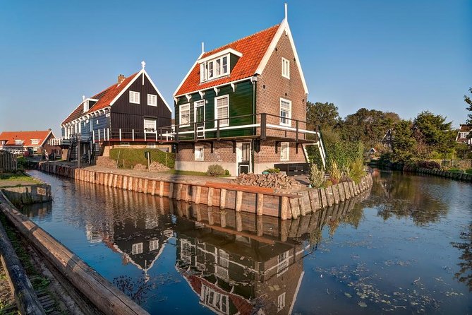 Zaanse Schans, Edam, Volendam and Marken Tour - Volendam: old town, port walks, and lunch on your terms